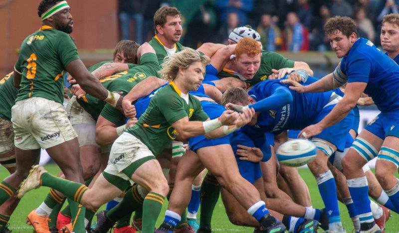  Past meets present as rugby legends gather for dinner date in Bay