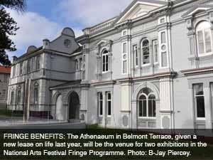 Bay embraces Fringe status of National Arts Festival 