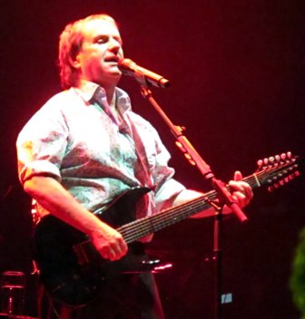 CHRIS DE BURGH INTRODUCES NEW ALBUM TO HIS FANS AT THE BOARDWALK IN APRIL 2016
