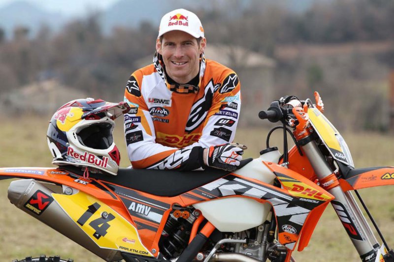 ENDURO FIRST FOR PE