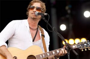 ARNO CARSTENS - PE