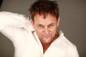 Steve Hofmeyr in Port Elizabeth