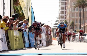 Hoffman sprints to third Herald win