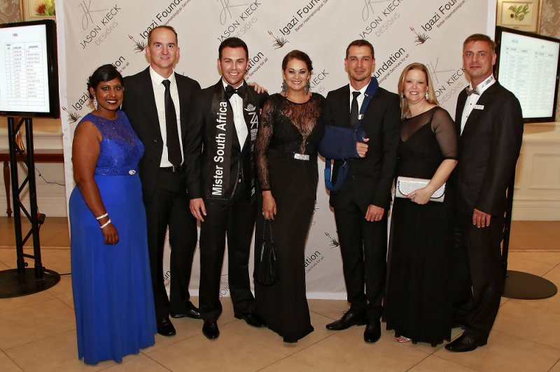 IGAZI IN THE SPOTLIGHT AT PE FASHION EXTRAVAGANZA