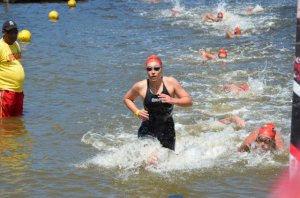 JONES AND HASWELL TAKE DOUBLE WIN IN RIVER MILE 