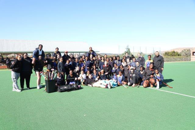Kingswood hockey clinic inspires youngsters at local schools