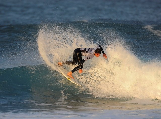 MADIBAZ SURFERS AIM TO RIDE WAVES OF SUCCESS