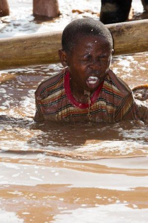 MUCK RUN REACHES SELL-OUT STAGE