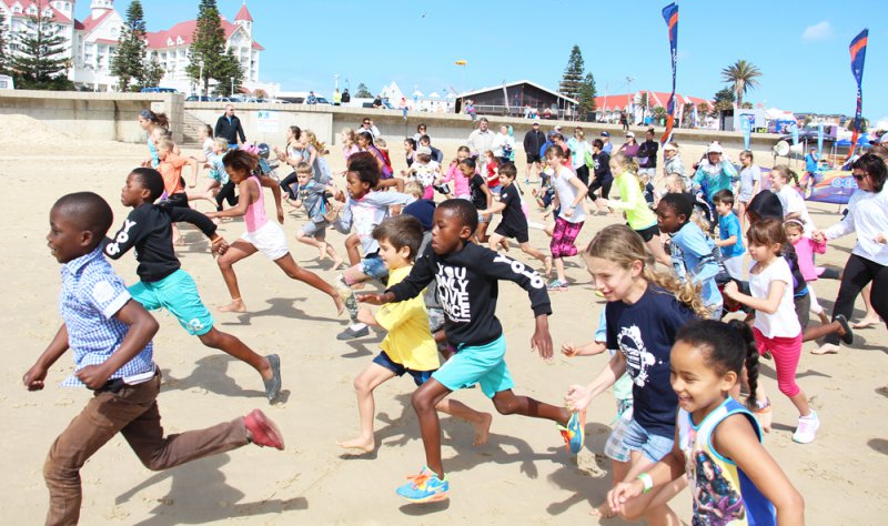 PACKED BEACH DESPITE WEATHER