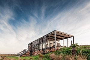 Public showcase of newly developed private estate and 3,000 hectare nature reserve
