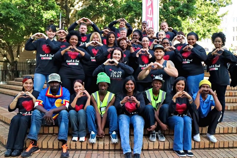 SPAR SHARE THE LOVE ON MANDELA DAY