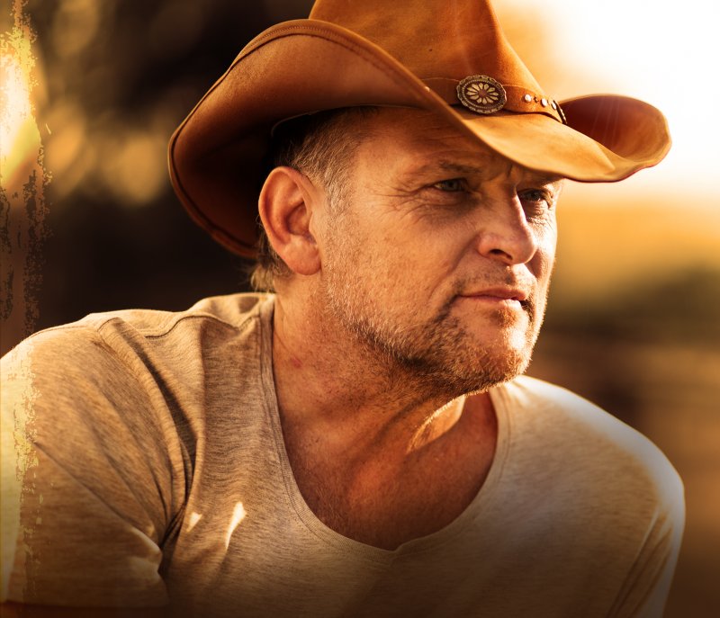 Steve Hofmeyr in Port Elizabeth