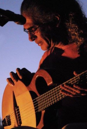 Steve Newman live at Colonial Kitchen