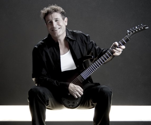 THE DEPARTMENT OF ARTS & CULTURE, ALGOA FM AND DSTV PRESENT JOHNNY CLEGG BRINGS FINAL TOUR TO THE BOARDWALK 