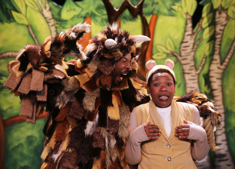 THE GRUFFALO ARRIVES IN PORT ELIZABETH