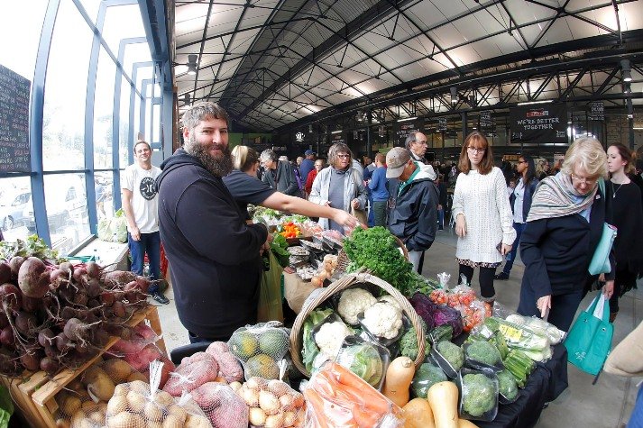 VALLEY MARKET WILL BE A CHRISTMAS EXTRAVAGANZA